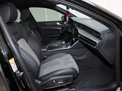 奥迪A6L 2024款 45 TFSI quattro 臻选动感型