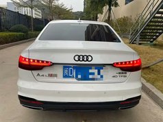 奥迪A4L 2022款 40 TFSI 豪华动感型