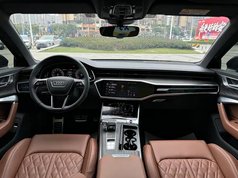 奥迪A6L 2025款 改款 45 TFSI quattro 臻选动感型