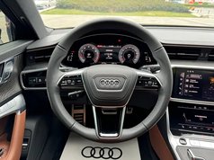 奥迪A6L 2025款 改款 45 TFSI quattro 臻选动感型