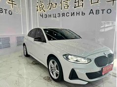 宝马1系 2021款 120i M运动曜夜版