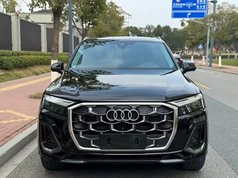 奥迪Q7 2025款 55 TFSI quattro S line黑武士型