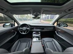 奥迪Q7 2025款 55 TFSI quattro S line黑武士型