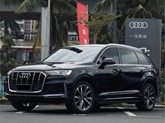 奥迪Q7 2023款 55 TFSI quattro S line运动型
