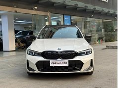 宝马3系 2023款 325i M运动曜夜套装