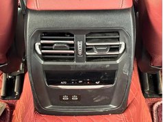 宝马3系 2023款 325i M运动曜夜套装