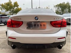 宝马1系 2022款 125i M运动曜夜版