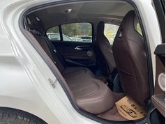 宝马1系 2022款 125i M运动曜夜版