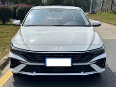 伊兰特 2023款 1.5L CVT LUX尊贵版