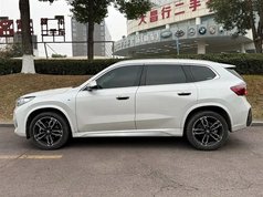 宝马X1 2023款 sDrive25Li M运动套装