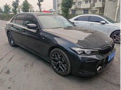宝马3系 2025款 330Li M运动曜夜套装
