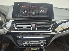 宝马1系 2022款 125i M运动曜夜版