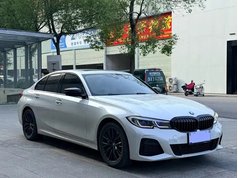 宝马3系 2021款 改款 325i M运动曜夜套装