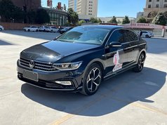 迈腾 2023款 200万辆纪念版 330TSI DSG豪华型