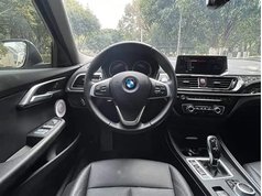 宝马1系 2022款 120i M运动版