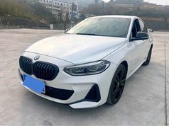 宝马1系 2023款 125i M运动曜夜版