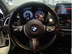 宝马1系 2021款 改款 120i M运动曜夜版