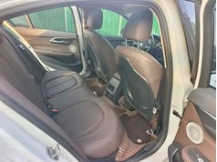 宝马1系 2023款 120i M运动曜夜版