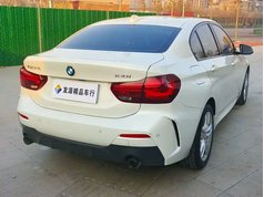 宝马1系 2023款 120i M运动曜夜版