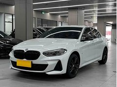 宝马1系 2023款 125i M运动曜夜版