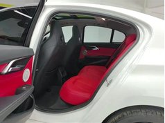 宝马1系 2021款 改款 125i M运动曜夜版