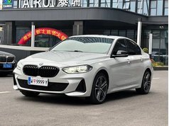 宝马1系 2021款 125i M运动曜夜版