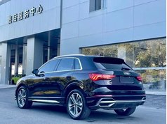 奥迪Q3 2023款 改款 40 TFSI 时尚动感型