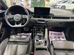 奥迪A4L 2023款 40 TFSI 豪华动感型