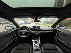 奥迪A4L 2022款 45 TFSI quattro 臻选动感型