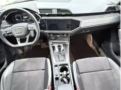 奥迪Q3 2021款 35 TFSI 时尚动感型