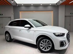 奥迪Q5L 2022款 改款 40T 豪华动感型