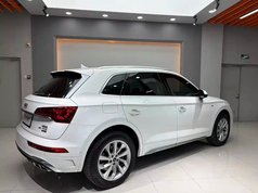 奥迪Q5L 2022款 改款 40T 豪华动感型