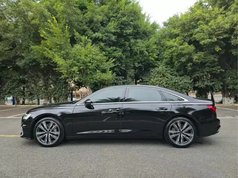 奥迪A6L 2023款 40 TFSI 豪华动感型