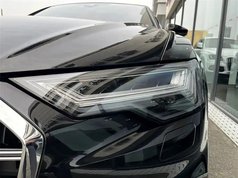 奥迪A6L 2025款 45 TFSI quattro 臻选动感型