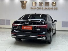 奥迪A6L 2023款 改款 45 TFSI quattro 臻选动感型