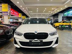 宝马1系 2023款 125i M运动曜夜版