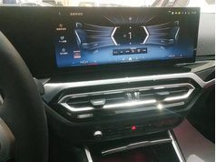 宝马3系 2023款 325i M运动曜夜套装