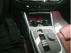 宝马3系 2023款 325i M运动曜夜套装