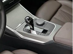 宝马3系 2022款 改款 330Li xDrive M运动曜夜套装