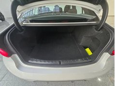 宝马3系 2025款 330i M运动曜夜套装