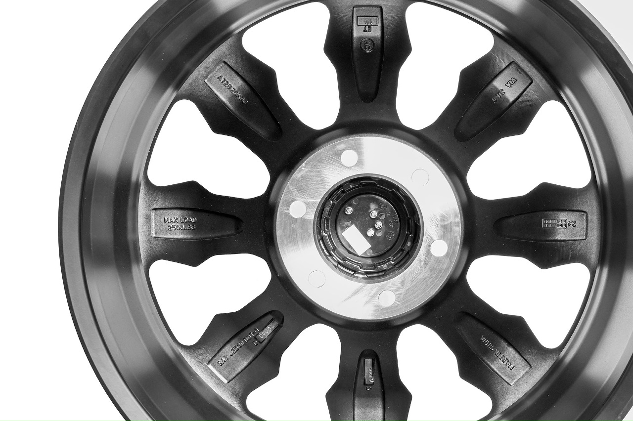 Колесный диск Agility Force A728N 20x9j" PCD6х139,7 черный 4