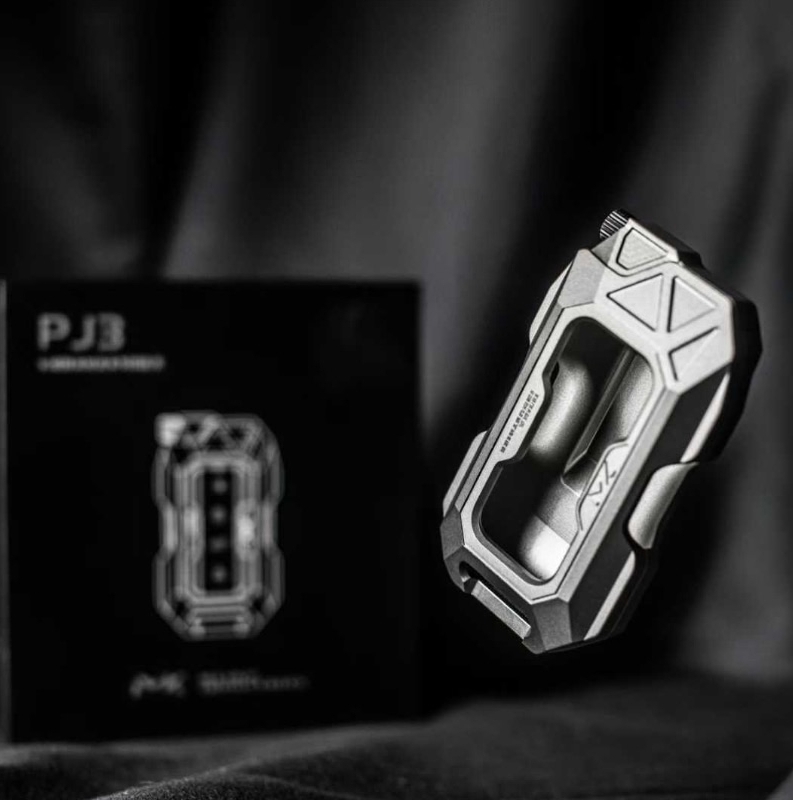 Чехол Meika на смарт ключ Tank 300/400/500/700 серебристый 5