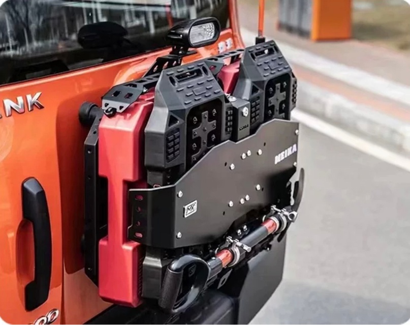 Tank 300 Комплект MEIKA АB на заднюю дверь 7