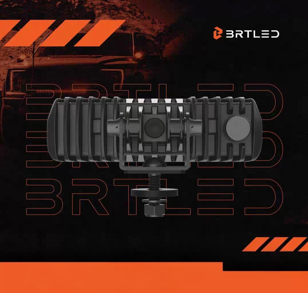 Tank 300 Задний фонарь BRT LED Охотник за светом 3 в 1 6