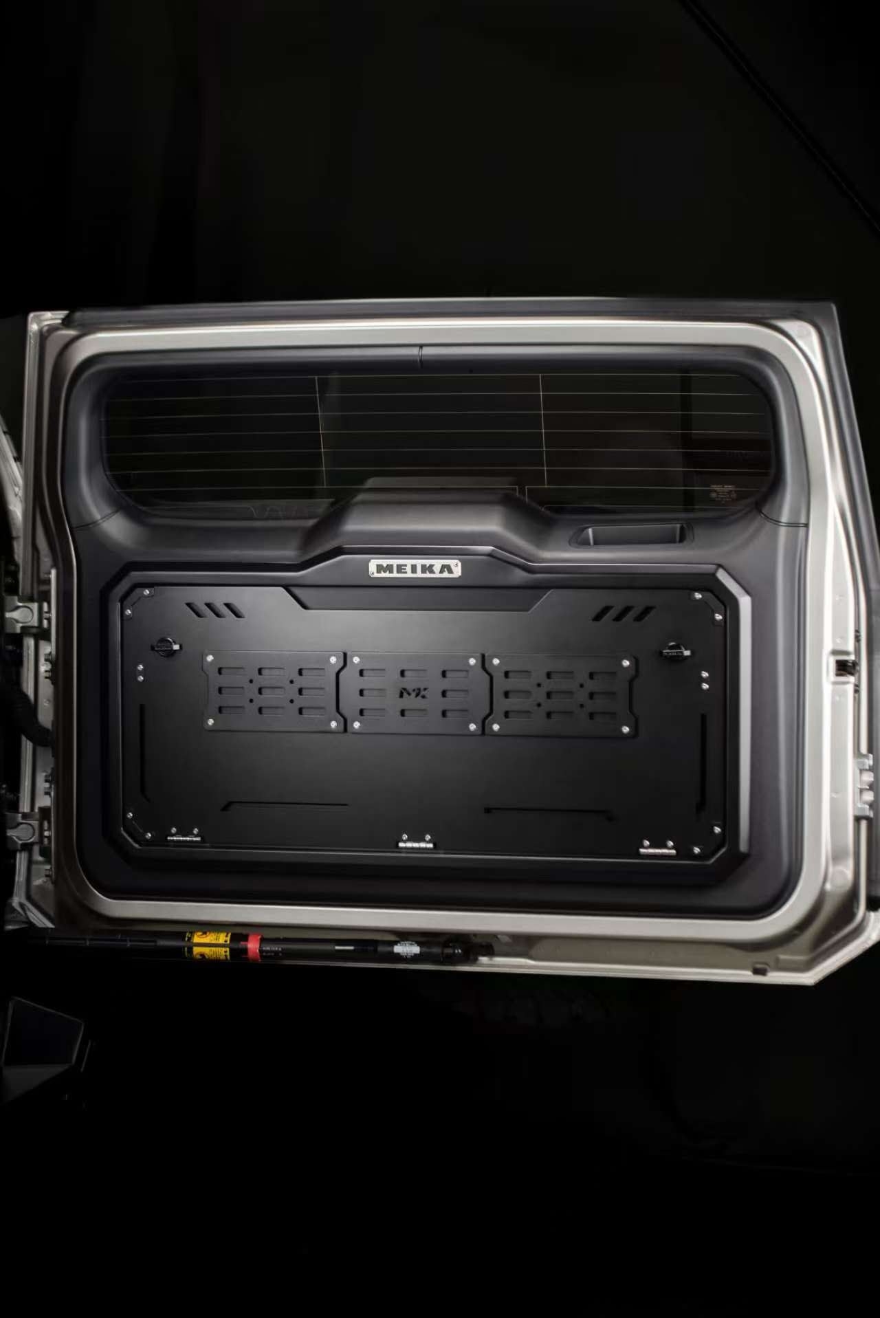 Tank 400 Откидной столик на заднюю дверь Meika 2