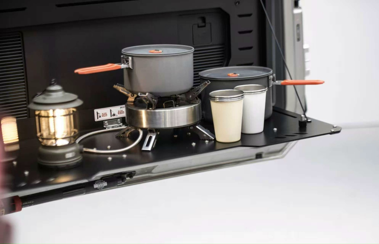 Tank 400 Откидной столик на заднюю дверь Meika 10