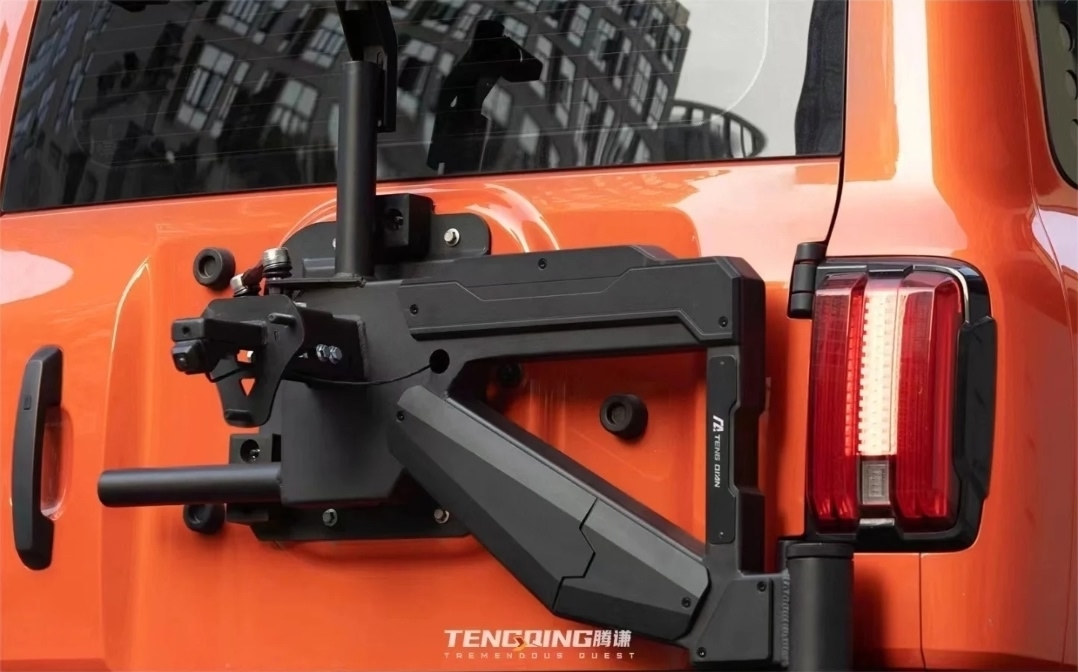 Tank 300 Калитка запасного колеса Tengqing 6