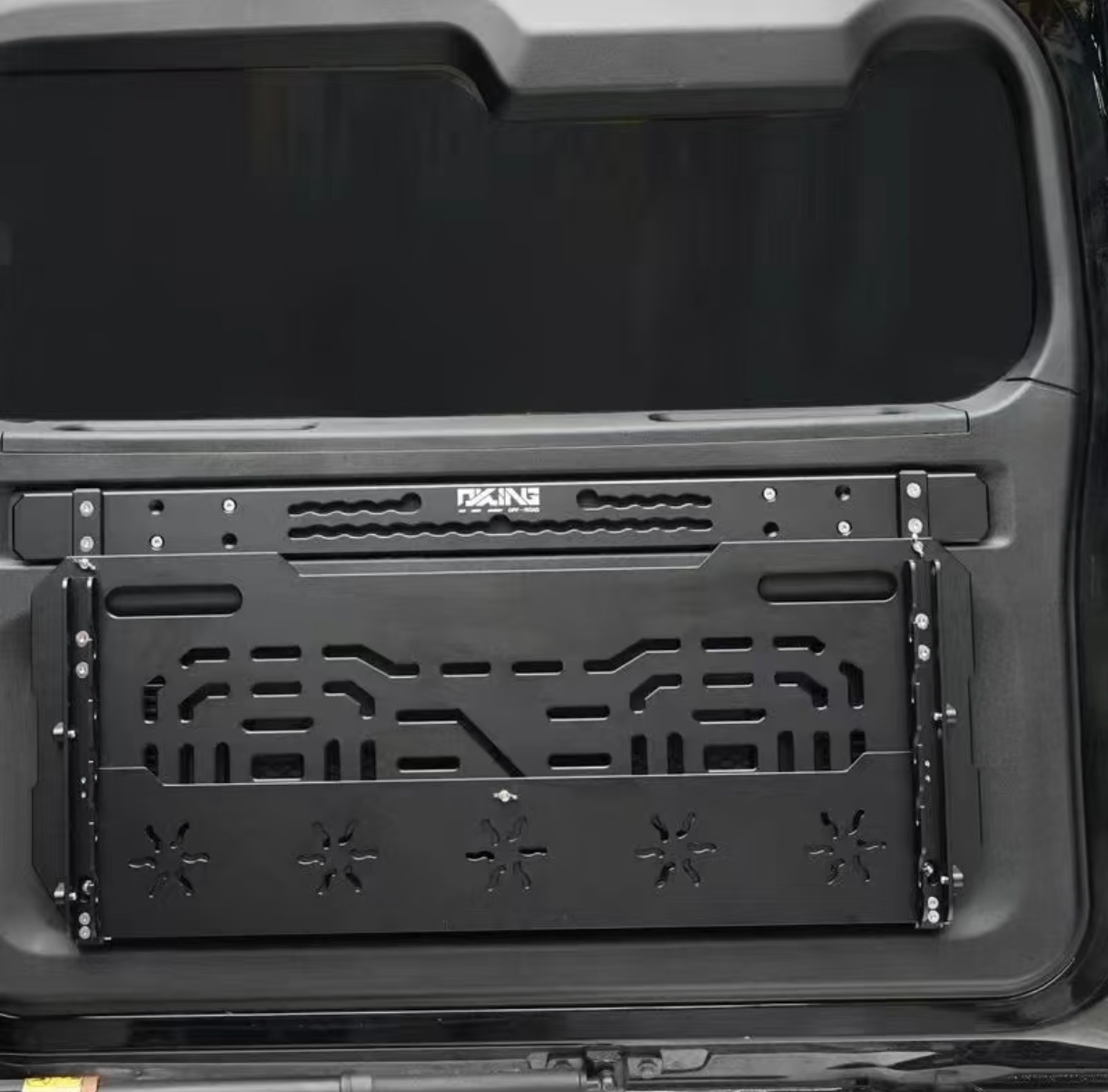 Tank 300 Откидной столик Oking на заднюю дверцу