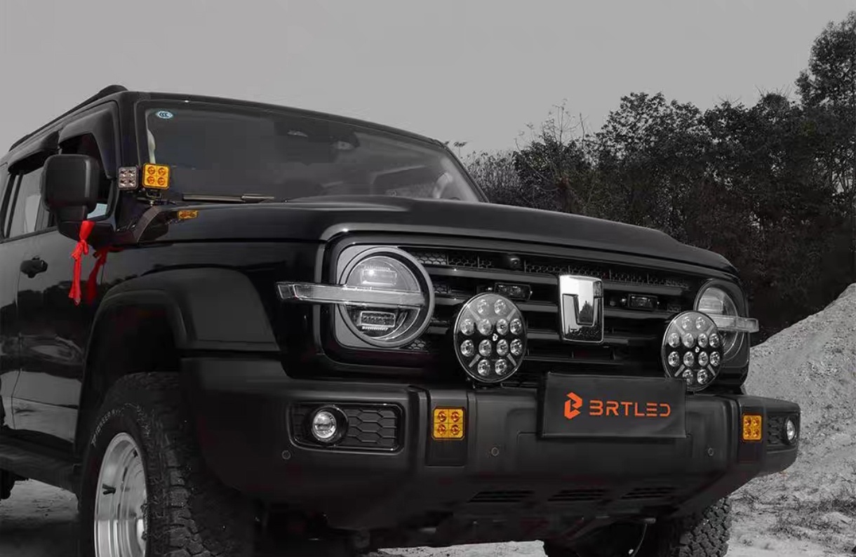 Tank 300 Противотуманные фары BRT желтые 2