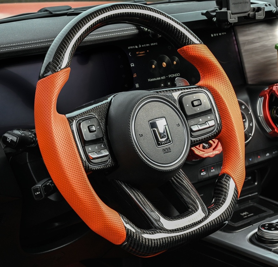 Tank 300 Руль карбоновый с функцией подогрева черно-оранжевый